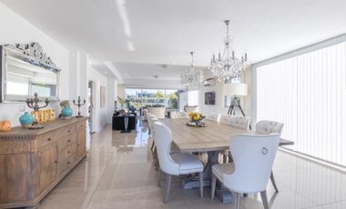 ALBANUEVA  BARRIO NAUTICO  EXCLUSIVA CASA