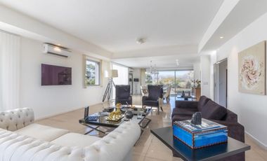 ALBANUEVA  BARRIO NAUTICO  EXCLUSIVA CASA