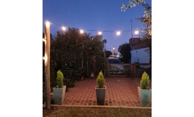 CASA   BENAVIDEZ EN CONDOMINIO - BARRIO RESIDENCIAL -