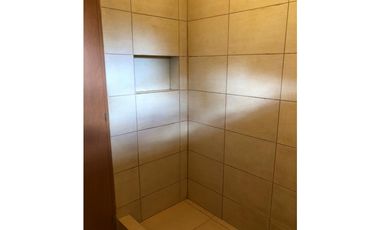 SE ALQUILA CASA DE 2 DORMITORIOS EN BARRIO ARRAYANES, EL BOLSÓN