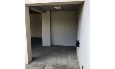 SE ALQUILA CASA DE 2 DORMITORIOS EN BARRIO ARRAYANES, EL BOLSÓN