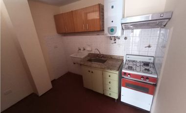 ALQUILER - DEPTO 1 DORMITORIO - 27 DE ABRIL N° 236 - B° CENTRO