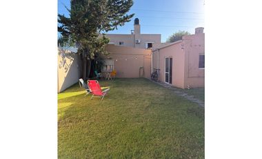 Casa en dos plantas de 4 dormitorios