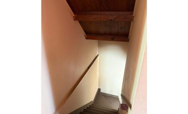 Casa en dos plantas de 4 dormitorios