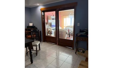 Casa en dos plantas de 4 dormitorios