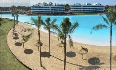 Exclusiva casa en Venta de 330m2 en barrio cerrado Pilar Lagoon.