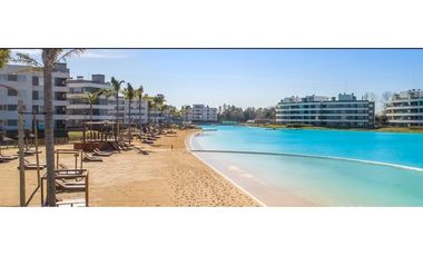 Exclusiva casa en Venta de 330m2 en barrio cerrado Pilar Lagoon.