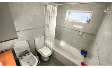CASA 4 AMBIENTES - AMPLIO PARQUE- PUERTO MADRYN