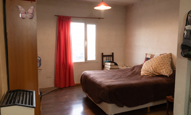 CASA 4 AMBIENTES - AMPLIO PARQUE- PUERTO MADRYN
