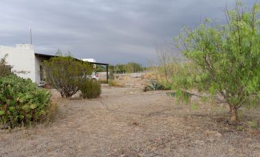 CASA 4 AMBIENTES - AMPLIO PARQUE- PUERTO MADRYN
