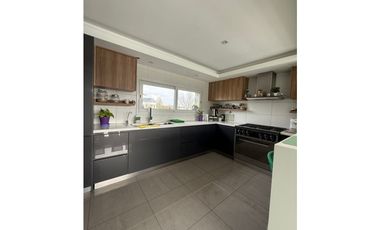 VENTA - Casa 5 amb, parque + piscina climatizada - Zona Arenas del Sur