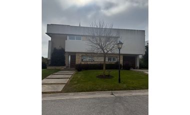 VENTA - Casa 5 amb, parque + piscina climatizada - Zona Arenas del Sur