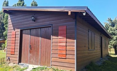 EN VENTA 2 CABAÑAS EN LOTE DE 1000 M2 EN EL HOYO ET-50