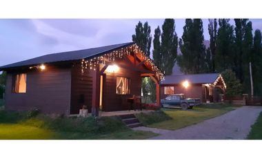 EN VENTA 2 CABAÑAS EN LOTE DE 1000 M2 EN EL HOYO ET-50