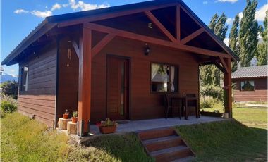 EN VENTA 2 CABAÑAS EN LOTE DE 1000 M2 EN EL HOYO ET-50