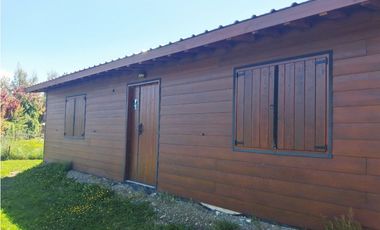 EN VENTA 2 CABAÑAS EN LOTE DE 1000 M2 EN EL HOYO ET-50
