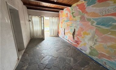 Casa a reciclar en venta
