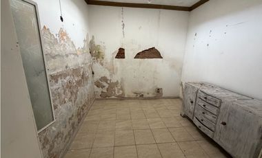 Casa a reciclar en venta