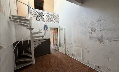 Casa a reciclar en venta