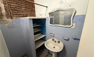 Casa a reciclar en venta