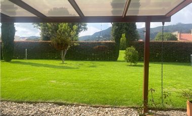 Arriendo espectacular casa en Conjunto Vizcaya en Cota