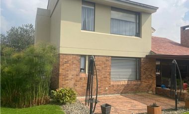 Arriendo espectacular casa en Conjunto Vizcaya en Cota