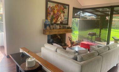 Arriendo espectacular casa en Conjunto Vizcaya en Cota