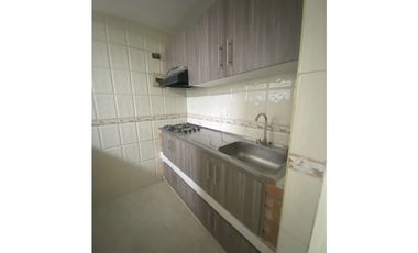 Vendo casa Brisas de los lamos, excelente ubicación