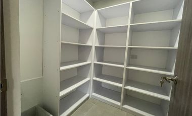 Bodega Comercial en Arriendo  en Medellín, sector La Aguacatala