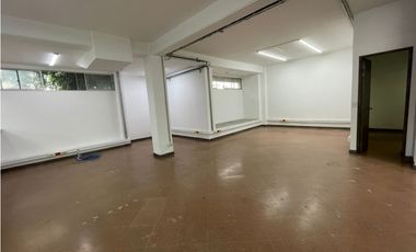 Bodega Comercial en Arriendo  en Medellín, sector La Aguacatala