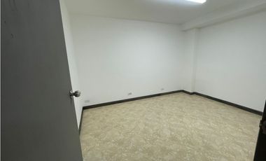 Bodega Comercial en Arriendo  en Medellín, sector La Aguacatala