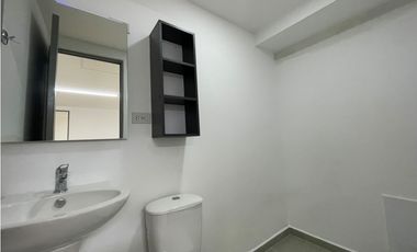 Bodega Comercial en Arriendo  en Medellín, sector La Aguacatala