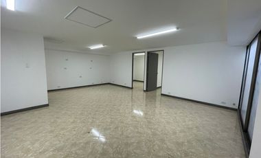 Bodega Comercial en Arriendo  en Medellín, sector La Aguacatala