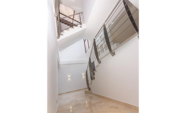 Casa en Venta en El Poblado sector Alejandría