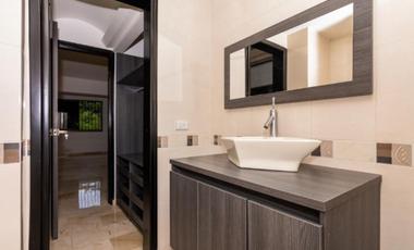 Casa en Venta en El Poblado sector Alejandría