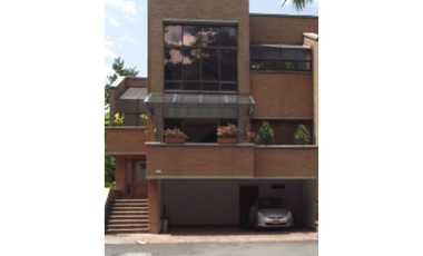 Casa en Venta en El Poblado sector Alejandría