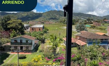 apartamento en arriendo en el carmencampo alegre