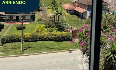 apartamento en arriendo en el carmencampo alegre