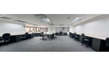 OFICINA EN ARRIENDO PISO COMPLETO - QUINTA CAMACHO