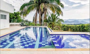 CASA CAMPESTRE DE LUJO EN ANAPOIMA