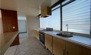 Departamento en renta en col. La paz