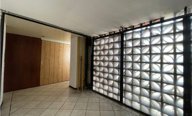 Departamento en renta en col. La paz