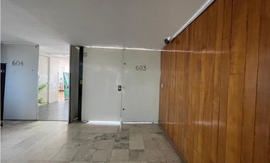 Departamento en renta en col. La paz