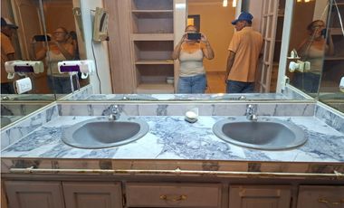 Venta de casa de dos plantas en la Joya etapa Topacio