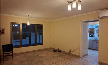 Venta de casa de dos plantas en la Joya etapa Topacio