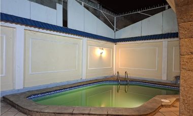 Venta de casa de dos plantas en la Joya etapa Topacio