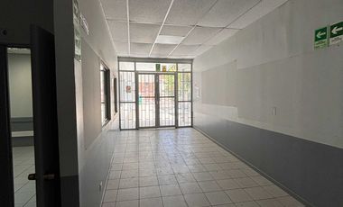 Local comercial en venta en LINARES