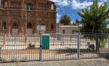 Local comercial en venta en LINARES