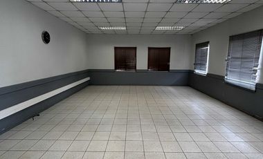 Local comercial en venta en LINARES