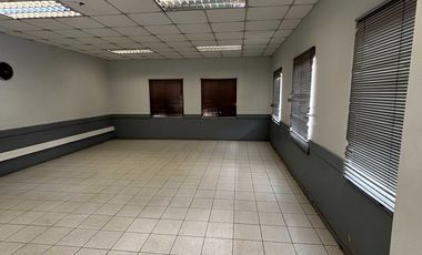 Local comercial en venta en LINARES